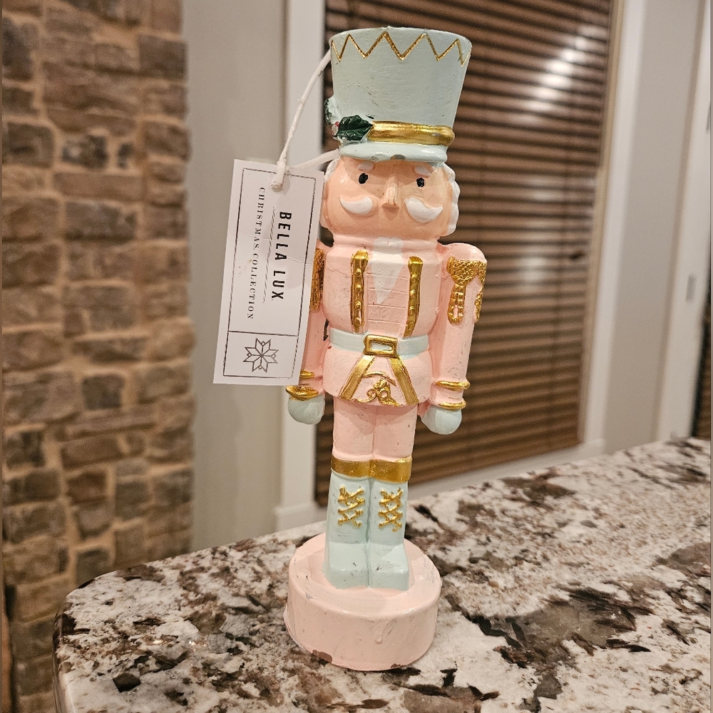 Bella Lux Nutcracker Candle 8" Pastel